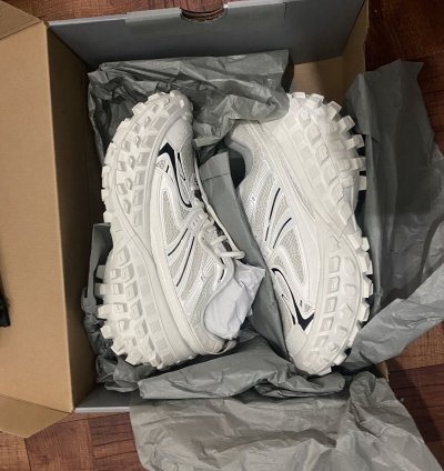 BALENCIAGA Bouncer