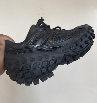 Balenciaga Bouncer Black Sneakers