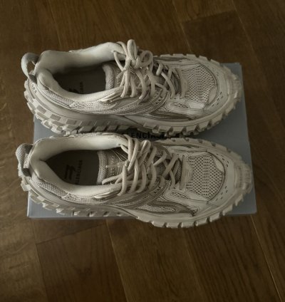 Balenciaga bouncer sneakers
