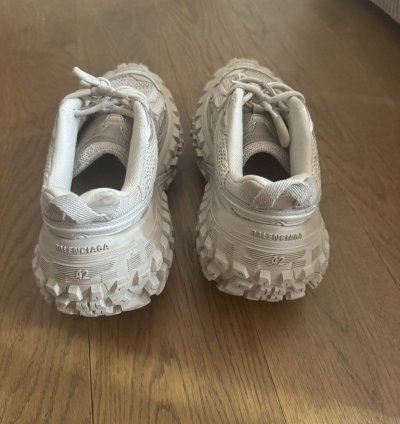 Balenciaga bouncer sneakers