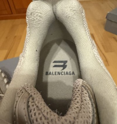 Balenciaga Defender Bouncer Beige