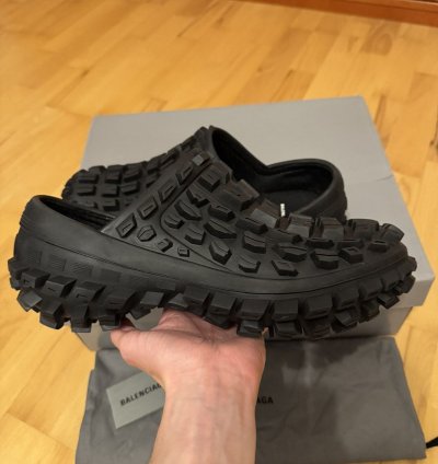 Balenciaga Defender Bouncer Mule Slippers Black
