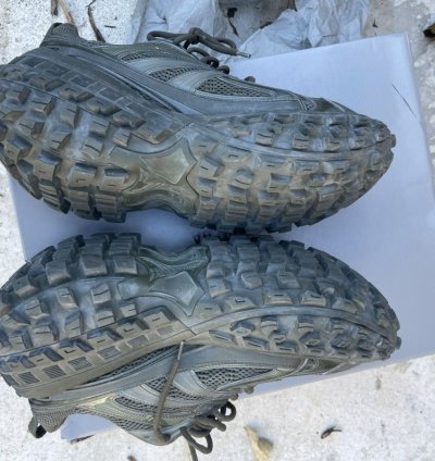 BALENCIAGA DEFENDERS