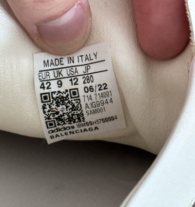 BALENCIAGA DISTRESSED STAN SMITH