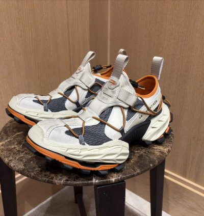 Balenciaga Hike Sneaker beige Runner Track 804921WHIKE2070