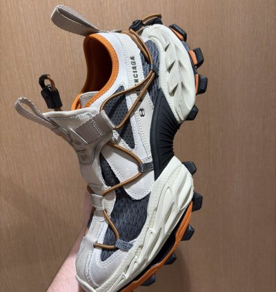 Balenciaga Hike Sneaker beige Runner Track 804921WHIKE2070
