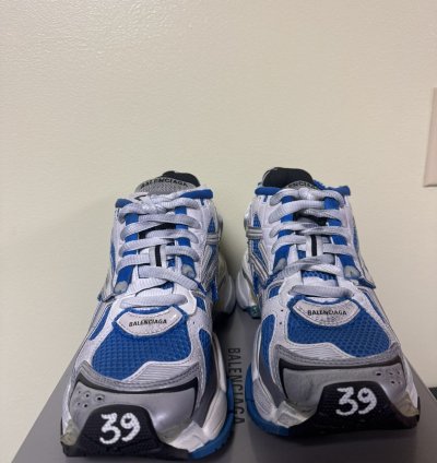 Balenciaga Low top Runner blue