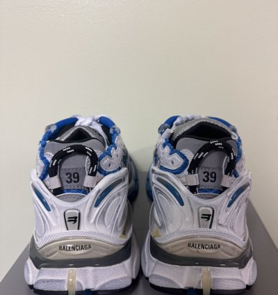 Balenciaga Low top Runner blue