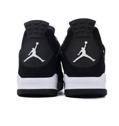 Air Jordan 4 Retro “White Thunder”