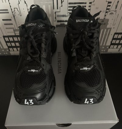 Balenciaga mat black runner
