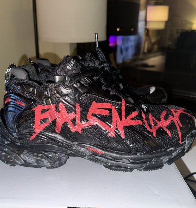 Balenciaga Men RUNNER GRAFFITI SNEAKER IN BLACK