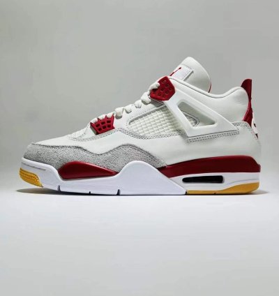 Nike SB x Jordan Air Jordan 4 Varsity Red DR5415-106