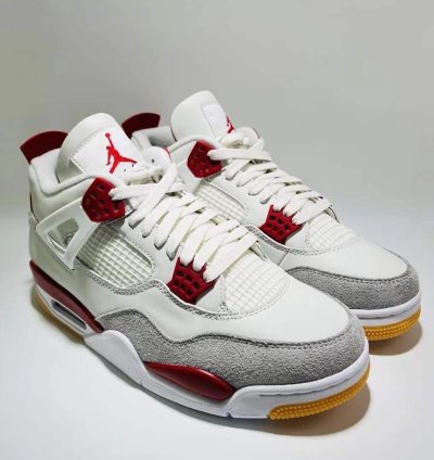 Nike SB x Jordan Air Jordan 4 Varsity Red DR5415-106