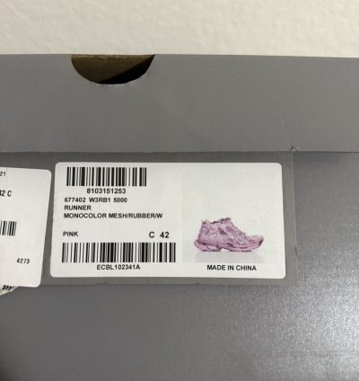 Balenciaga Pink Runner Sneaker (42)