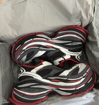 Balenciaga platform reduced sneaker 43 US10 BNWT