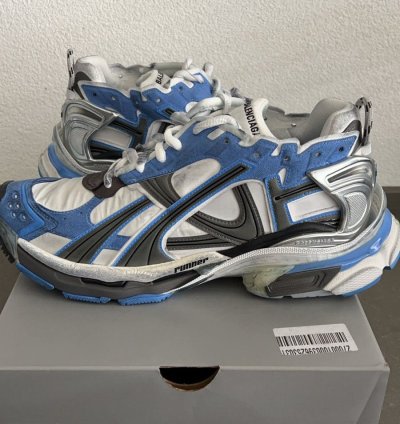 Balenciaga Runner