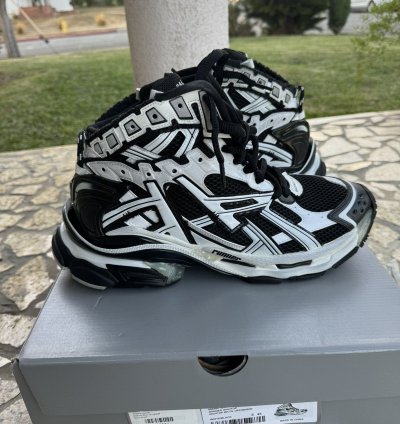 Balenciaga Runner 45 NEW
