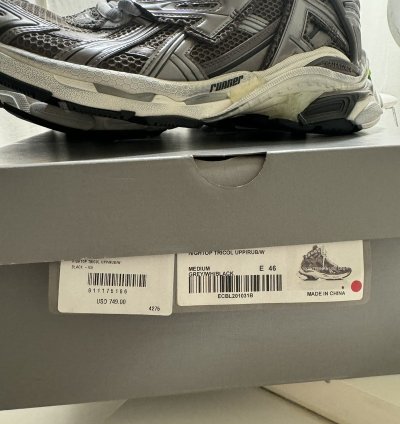 Balenciaga Runner 46 NEW