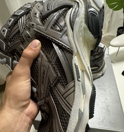 Balenciaga Runner 46 NEW