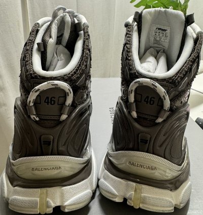 Balenciaga Runner 46 NEW