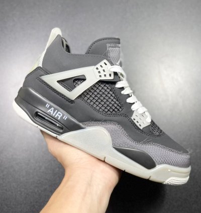 Off-White x Jordan 4 Retro “ Black Cat ”