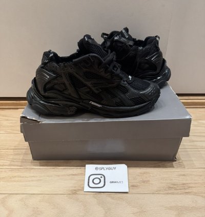 Balenciaga Runner Black sz 44