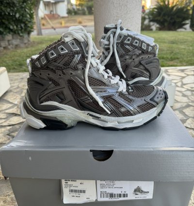 Balenciaga Runner Brand new 42