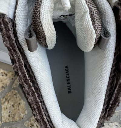 Balenciaga Runner Brand new 42