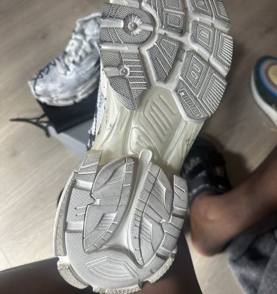 Balenciaga runner Graffiti sneakers