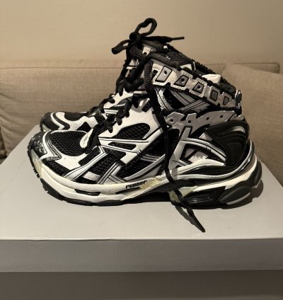 Balenciaga Runner High Sneaker in Black White