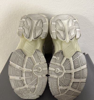 Balenciaga Runner High Top Sneaker White (45)