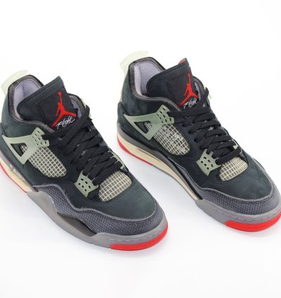 Air Jordan 4 x Off-White " Bred "