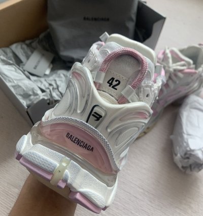Balenciaga Runner Pink