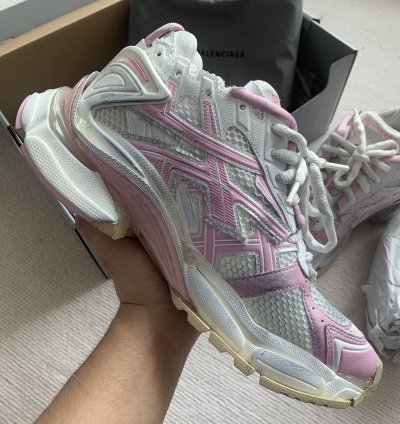 Balenciaga Runner Pink