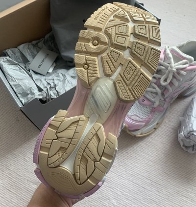 Balenciaga Runner Pink