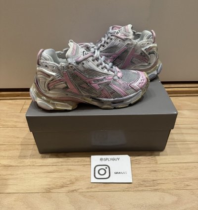 Balenciaga Runner Pink White sz 40