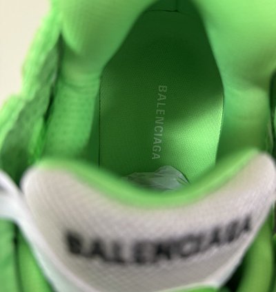 Balenciaga Runner Sneaker Flou 44