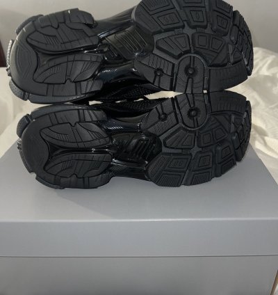 Balenciaga runners