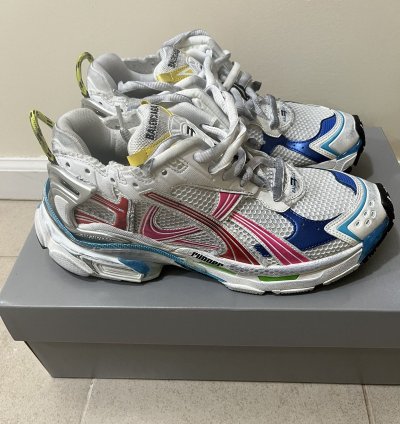 Balenciaga Runners Sz 43 10us