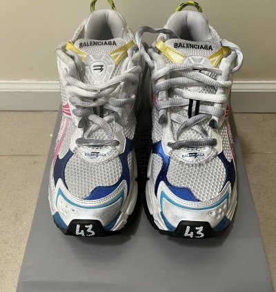 Balenciaga Runners Sz 43 10us