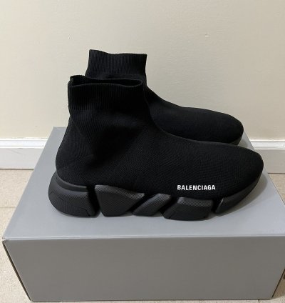 Balenciaga Speed Trainers sz 42(9us)