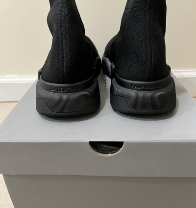 Balenciaga Speed Trainers sz 42(9us)