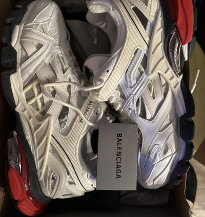 BALENCIAGA TRACK 2 0 SNEAKERS- BRAND NEW SIZE 46