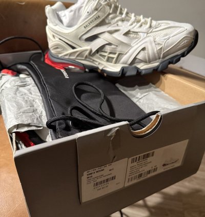 BALENCIAGA TRACK 2 0 SNEAKERS- BRAND NEW SIZE 46
