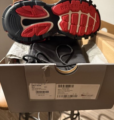 BALENCIAGA TRACK 2 0 SNEAKERS- BRAND NEW SIZE 46