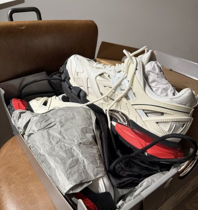 BALENCIAGA TRACK 2 0 SNEAKERS- BRAND NEW SIZE 46