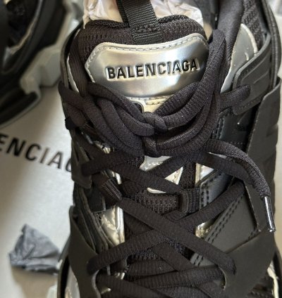 Balenciaga Track Runner