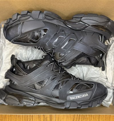 Balenciaga Track Sneaker (Black)