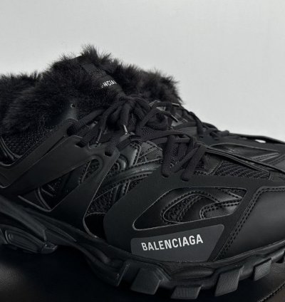 Balenciaga Track Sneaker Faux-Fur Balck 45