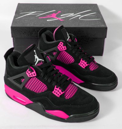 Jordan 4 “ Pink Thunder ”